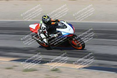 media/Oct-30-2025-Racers Edge (Thu) [[dabbdaf680]]/3-B Group/Session 3 (Turn 15 Inside)/